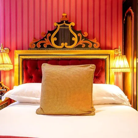 Opera Drouot Paříž